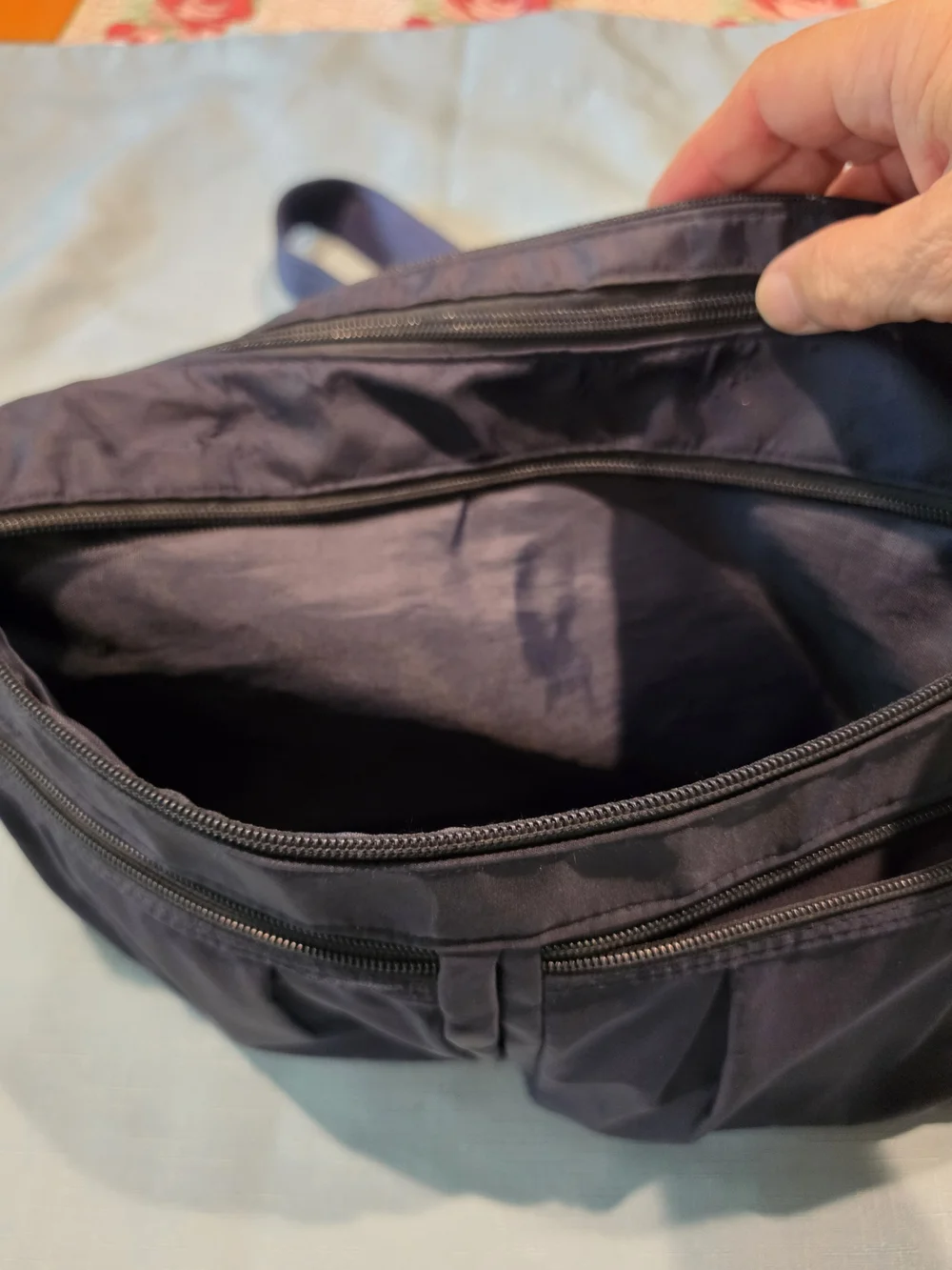 Everyday Crossbody Bag - Navy